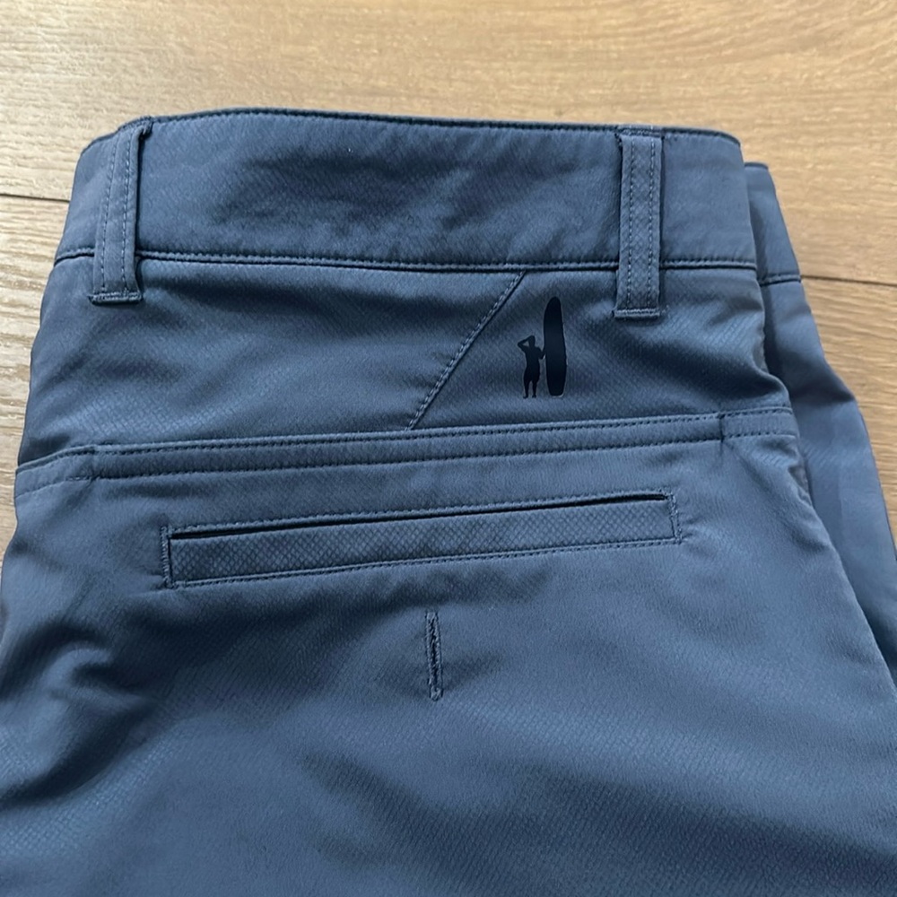 Johnnie-o mulligan performance short